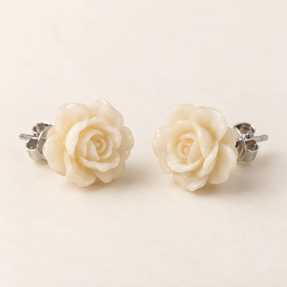Rosette Stud Earrings in Cream